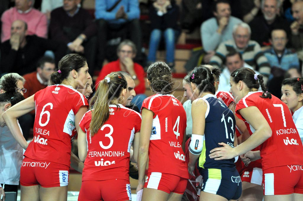 Asystel NO Yamamay (41)